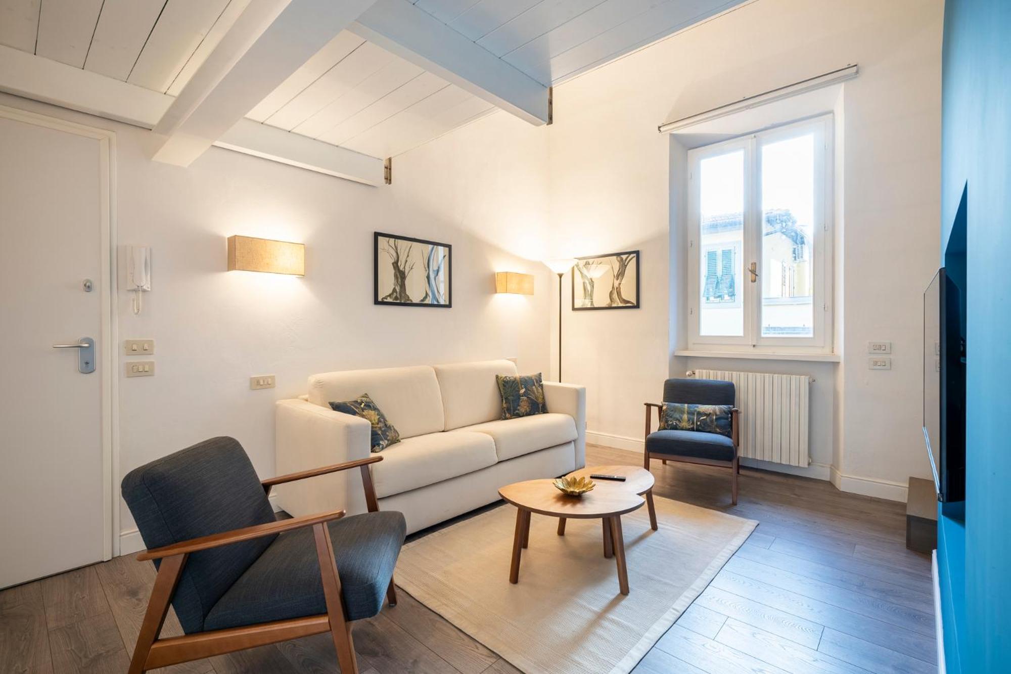 The Luxor - Capponi * Firenze